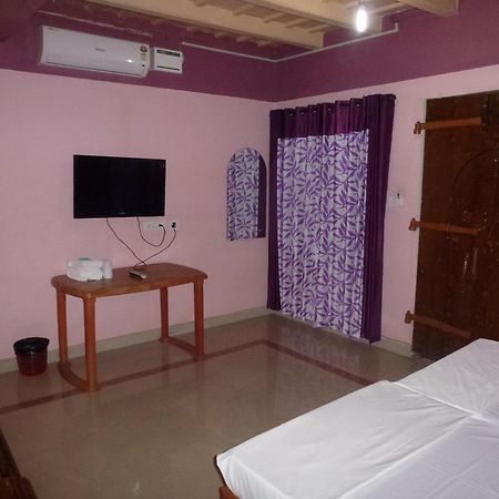 Southcanal Holidays Alappuzha Стая снимка