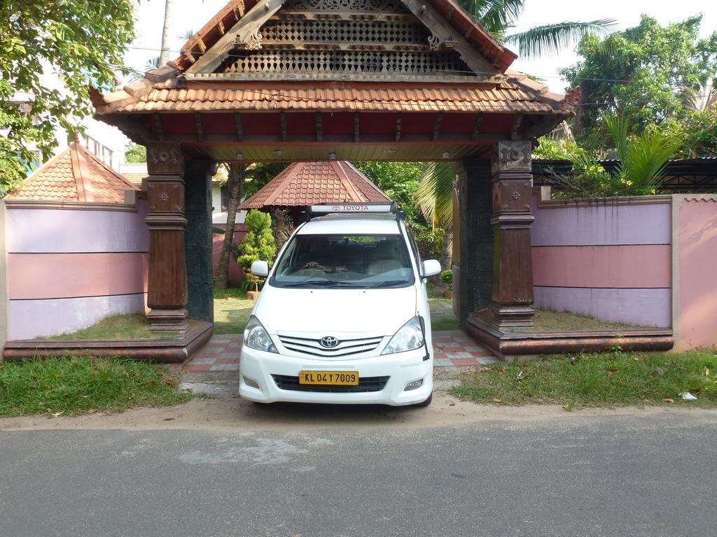 Southcanal Holidays Alappuzha Екстериор снимка