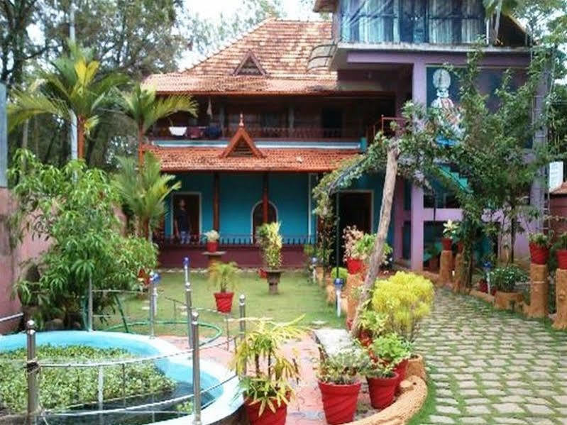 Southcanal Holidays Alappuzha Екстериор снимка
